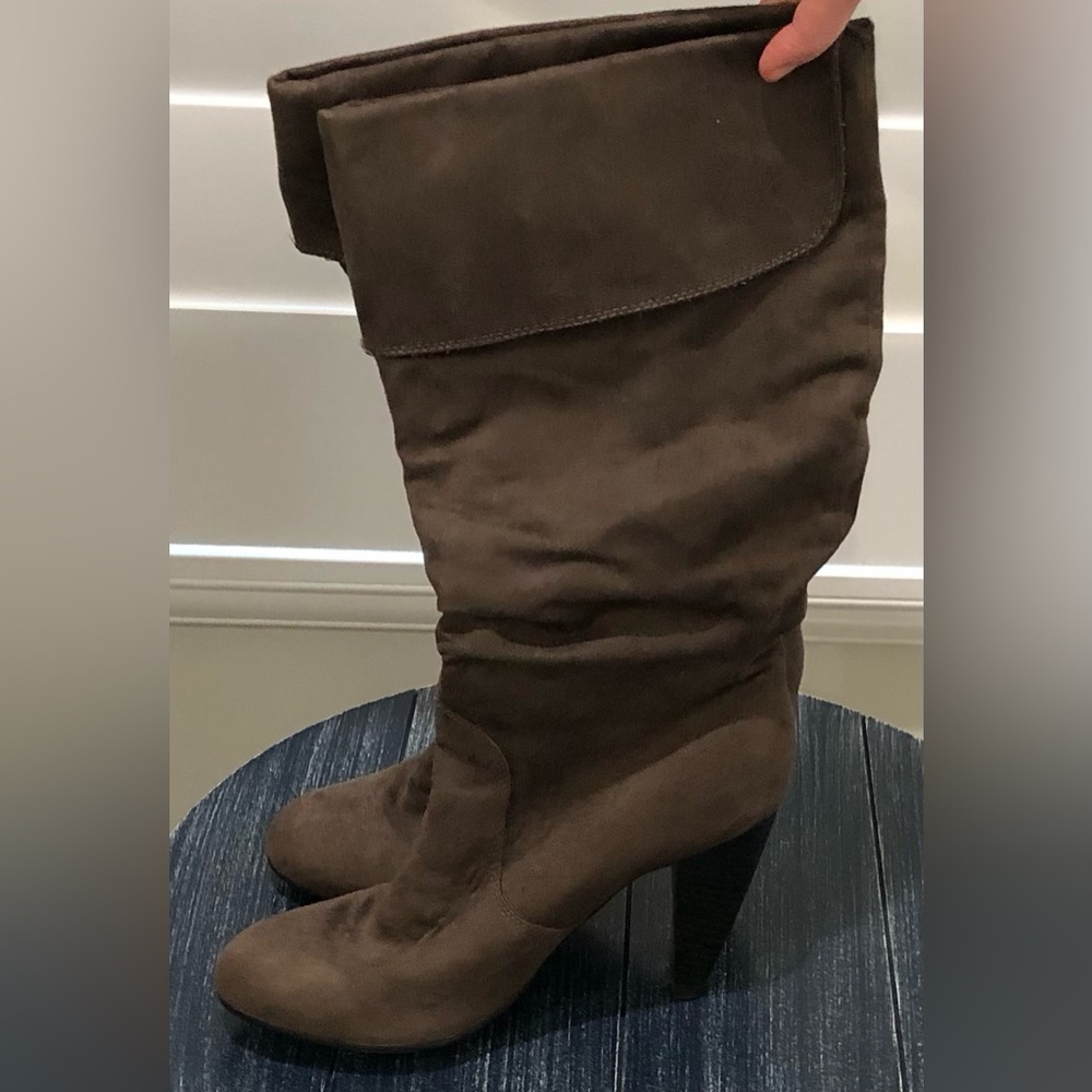 Mossimo Heeled Boots